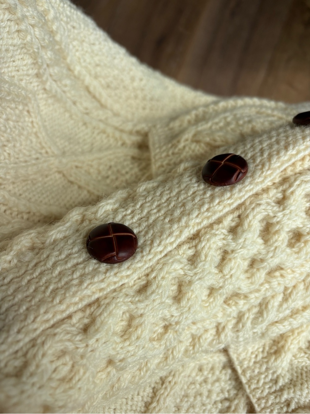 O'maille Traditional Hand Knit 100% Wool Sweater Cardigan Made in Ireland Unisex - Picture 12 of 13
